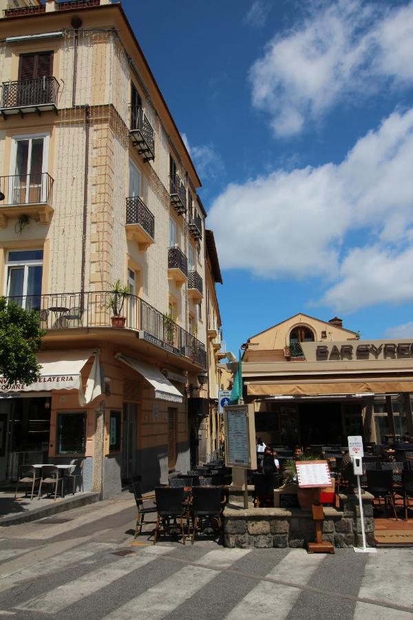 Piazza Tasso Max 1 Apartamento Sorrento Exterior foto